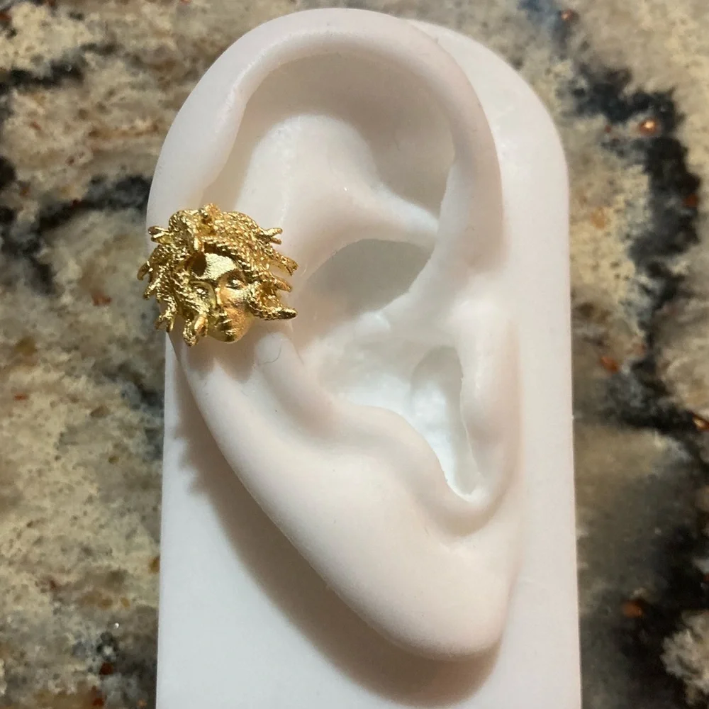 🐍🌕🎁Gold Medusa Stud Earring - Picture 6 of 11